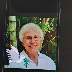 Meet your Posher, Phyllis